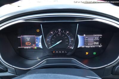 2017 Ford Fusion Hybrid SE   - Photo 11 - Roswell, GA 30075