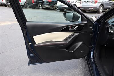 2015 Mazda Mazda3 Hatchback s Grand Touring   - Photo 10 - Roswell, GA 30075
