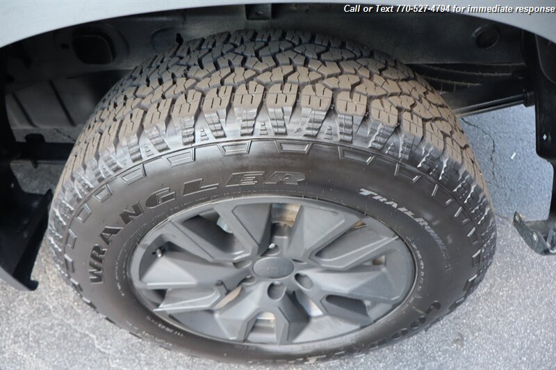 2020 Chevrolet Silverado 1500 Custom photo 9
