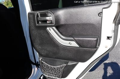 2015 Jeep Wrangler Unlimited Sahara   - Photo 28 - Roswell, GA 30075