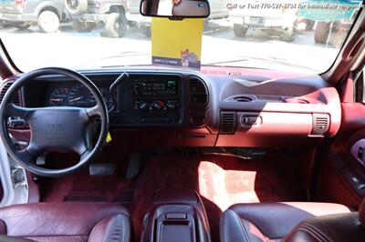 1995 GMC Suburban C1500   - Photo 18 - Roswell, GA 30075
