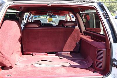 1995 GMC Suburban C1500   - Photo 25 - Roswell, GA 30075