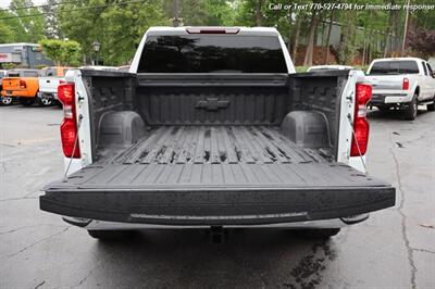 2021 Chevrolet Silverado 1500 LT  super clean inside and out! - Photo 10 - Roswell, GA 30075