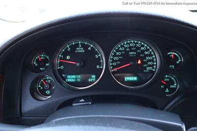 2011 Chevrolet Avalanche LTZ  Extra Clean Inside & out! - Photo 14 - Roswell, GA 30075