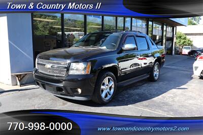 2011 Chevrolet Avalanche LTZ  Extra Clean Inside & out! - Photo 1 - Roswell, GA 30075