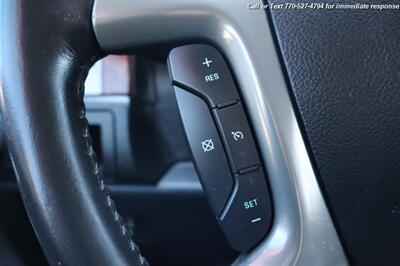 2011 Chevrolet Avalanche LTZ  Extra Clean Inside & out! - Photo 16 - Roswell, GA 30075