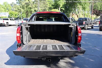 2011 Chevrolet Avalanche LTZ  Extra Clean Inside & out! - Photo 9 - Roswell, GA 30075