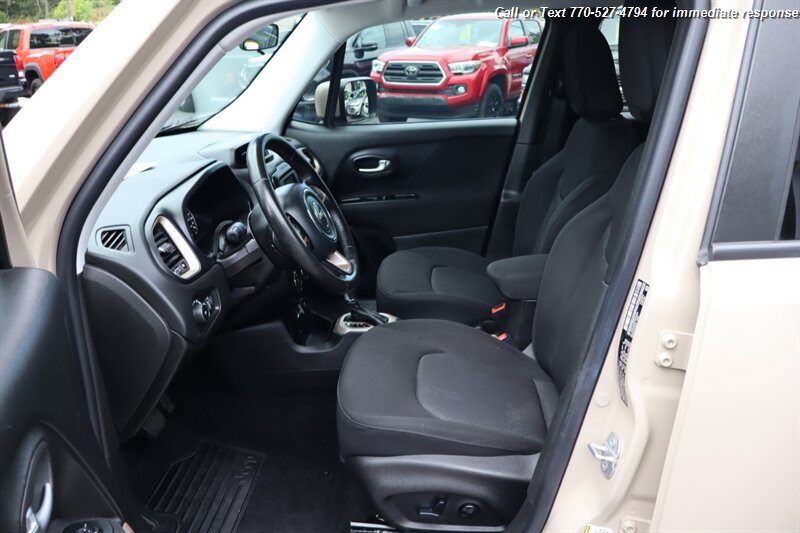 2015 Jeep Renegade Latitude North Edition photo 10