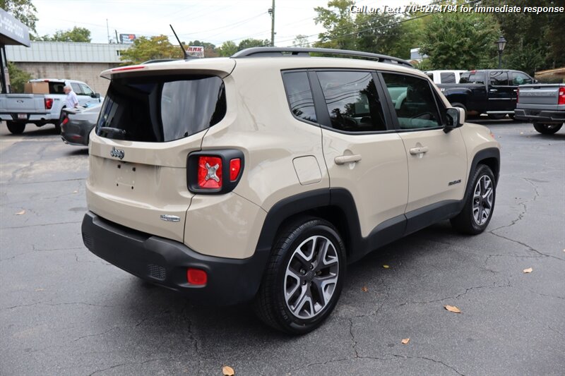 2015 Jeep Renegade Latitude North Edition photo 5
