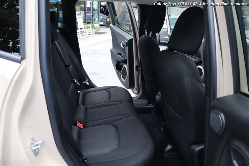 2015 Jeep Renegade Latitude North Edition photo 23