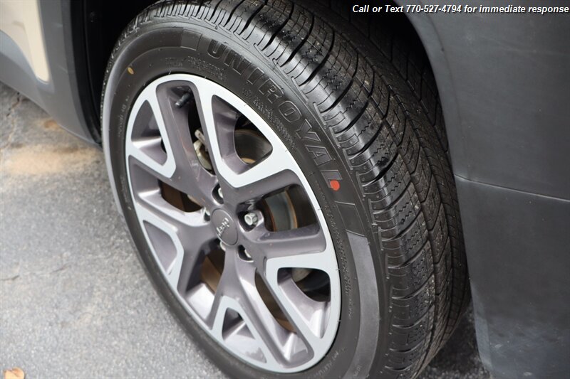2015 Jeep Renegade Latitude North Edition photo 8
