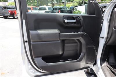 2020 Chevrolet Silverado 1500 Custom  low miles! - Photo 11 - Roswell, GA 30075