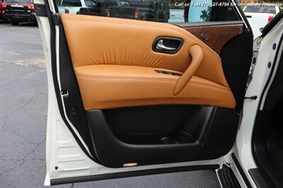 2016 INFINITI QX80  SUPER CLEAN INSIDE AND OUT! - Photo 10 - Roswell, GA 30075