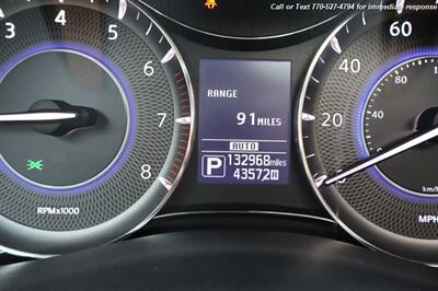 2016 INFINITI QX80  SUPER CLEAN INSIDE AND OUT! - Photo 16 - Roswell, GA 30075