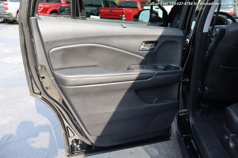 2022 Honda Pilot SE photo 26
