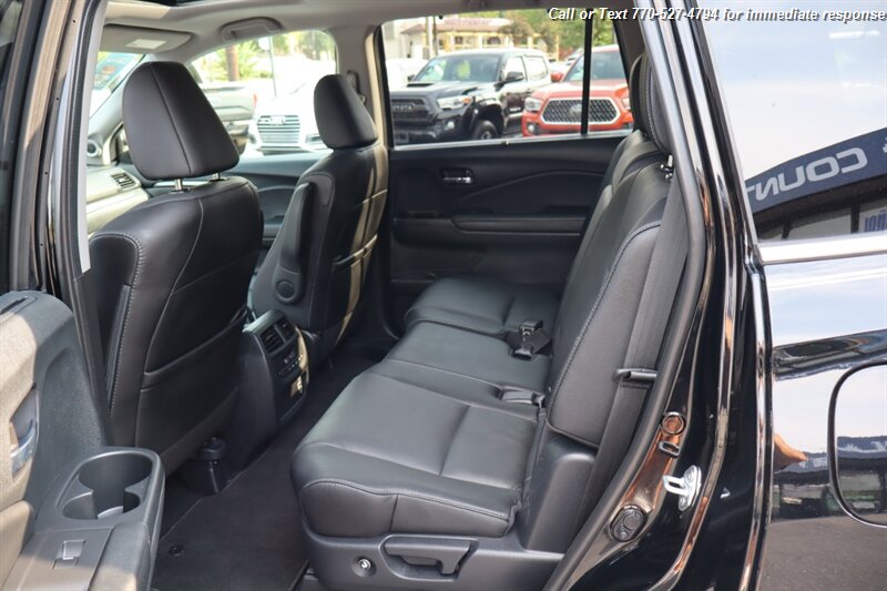 2022 Honda Pilot SE photo 25