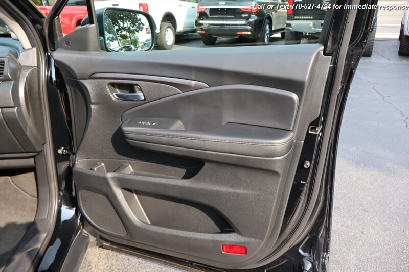 2022 Honda Pilot SE photo 32
