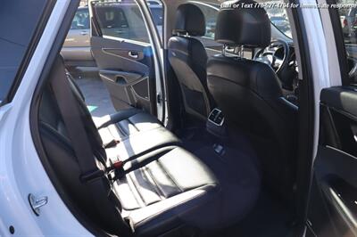 2017 Kia Sorento SX V6   - Photo 32 - Roswell, GA 30075