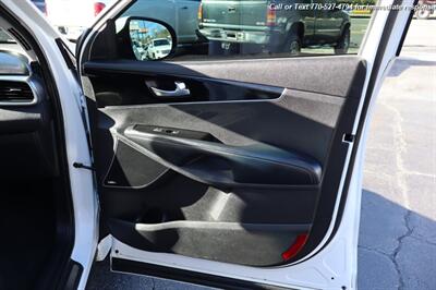 2017 Kia Sorento SX V6   - Photo 31 - Roswell, GA 30075