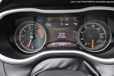 2018 Jeep Cherokee Trailhawk   - Photo 13 - Roswell, GA 30075