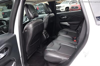 2018 Jeep Cherokee Trailhawk   - Photo 22 - Roswell, GA 30075