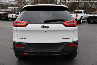 2018 Jeep Cherokee Trailhawk   - Photo 7 - Roswell, GA 30075
