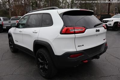 2018 Jeep Cherokee Trailhawk   - Photo 8 - Roswell, GA 30075
