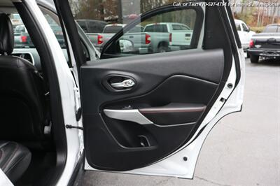 2018 Jeep Cherokee Trailhawk   - Photo 28 - Roswell, GA 30075