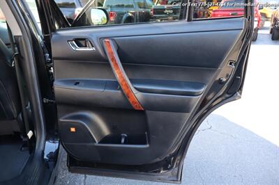 2011 Toyota Highlander Limited   - Photo 34 - Roswell, GA 30075