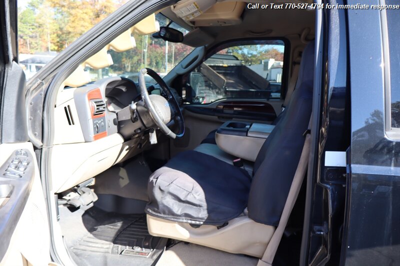 2005 Ford F-250 XLT photo 3