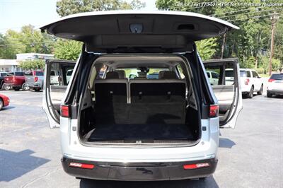 2024 Jeep Wagoneer Series II  1 owner vehicle! - Photo 33 - Roswell, GA 30075
