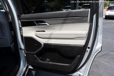 2024 Jeep Wagoneer Series II  1 owner vehicle! - Photo 29 - Roswell, GA 30075