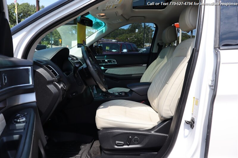 2017 Ford Explorer Platinum photo 9