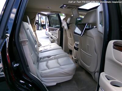 2017 Cadillac Escalade Premium Luxury   - Photo 30 - Roswell, GA 30075