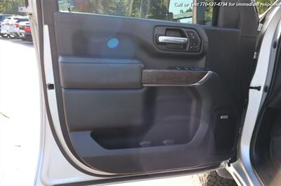 2021 GMC Sierra 2500 Denali   - Photo 12 - Roswell, GA 30075