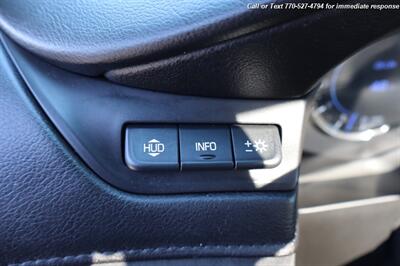 2017 Cadillac Escalade Premium Luxury   - Photo 12 - Roswell, GA 30075