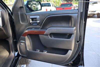 2017 GMC Sierra 1500 SLT  Extra Clean Inside & out! - Photo 28 - Roswell, GA 30075