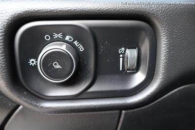 2022 RAM 2500 Big Horn  brand 4new tires! and super clean - Photo 15 - Roswell, GA 30075