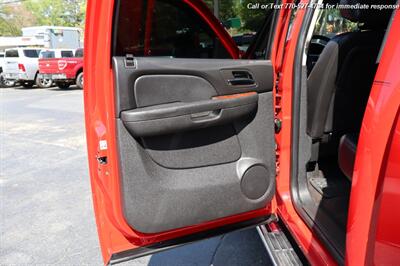 2013 GMC Sierra 2500HD SLT   - Photo 22 - Roswell, GA 30075