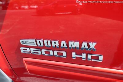 2013 GMC Sierra 2500HD SLT   - Photo 11 - Roswell, GA 30075