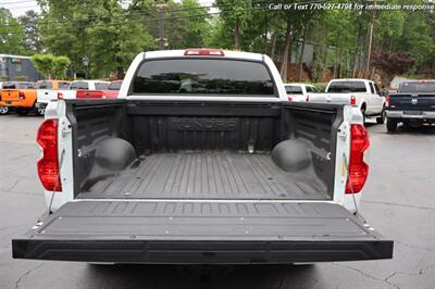 2021 Toyota Tundra Limited  super clean inside and out! - Photo 8 - Roswell, GA 30075