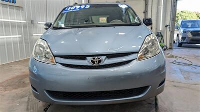 2008 Toyota Sienna LE 7-Passenger   - Photo 7 - Butler, PA 16001