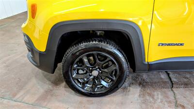2015 Jeep Renegade Latitude   - Photo 9 - Butler, PA 16001