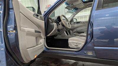 2013 Subaru Forester 2.5X Premium   - Photo 10 - Butler, PA 16001