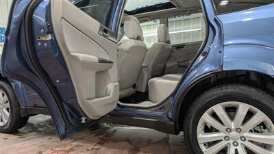2013 Subaru Forester 2.5X Premium   - Photo 12 - Butler, PA 16001