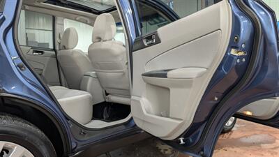 2013 Subaru Forester 2.5X Premium   - Photo 16 - Butler, PA 16001