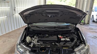2018 Nissan Rogue S   - Photo 9 - Butler, PA 16001