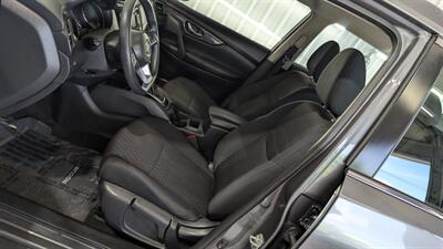 2018 Nissan Rogue S   - Photo 11 - Butler, PA 16001