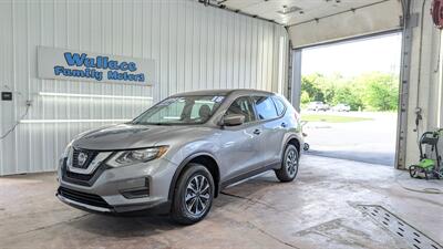2018 Nissan Rogue S   - Photo 2 - Butler, PA 16001