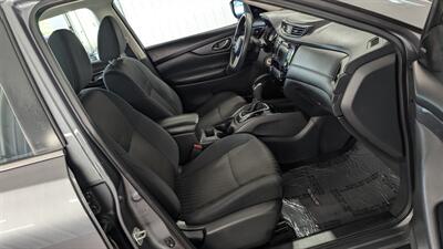 2018 Nissan Rogue S   - Photo 15 - Butler, PA 16001